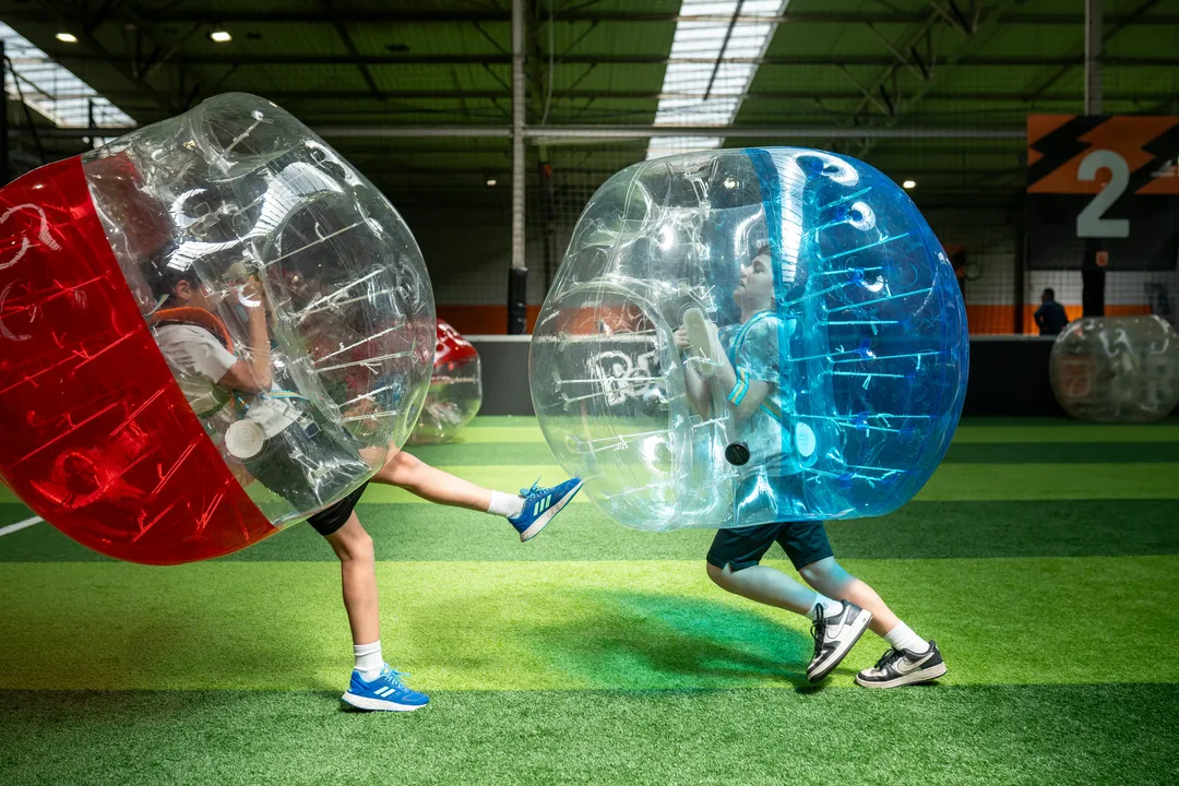 Bubble foot Bordeaux UniGames - bubble foot bulle jeu