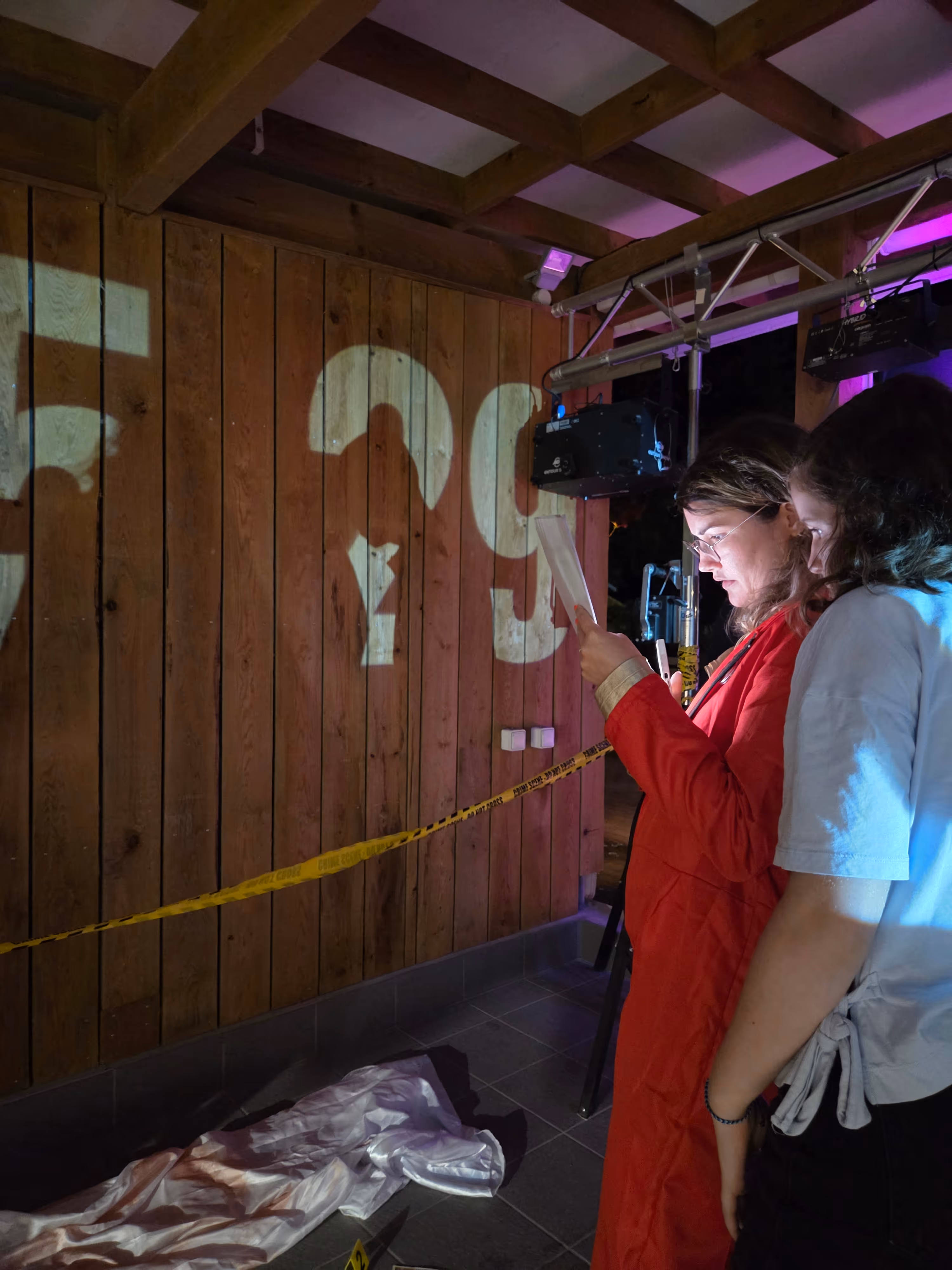 Murder party Bordeaux UniGames - murder party enquete rouge
