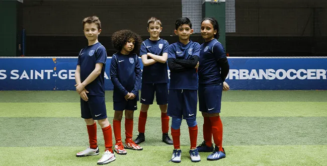 Pourquoi choisir une sortie en famille chez Urban Soccer ?
