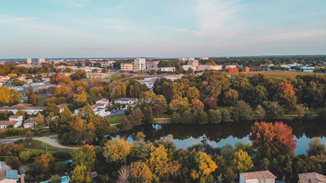 Où dormir pendant un EVG à Bordeaux : gîtes, centre-ville et bonnes vibes